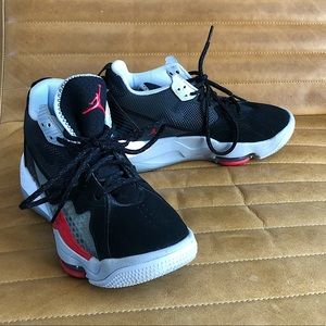 Lightly used Nike Air Jordan’s. Boys size 7.